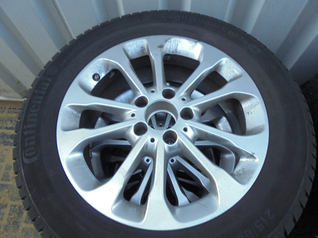 Te koop 8 sets winter banden met velg diverse auto merken zie advertentie