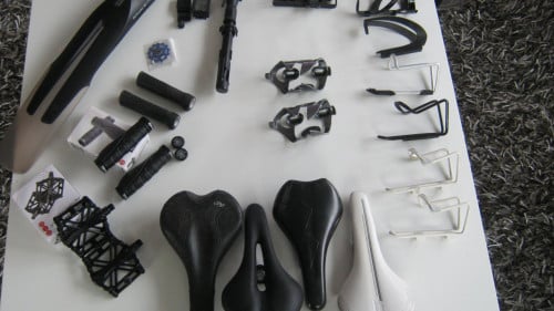 TE KOOP FIETS ONDERDELEN ATB /RACE ALLES VOOR 40 EURO