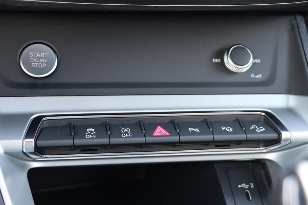 Audi Q3 35 tfsi pro line 150pk s-tronic