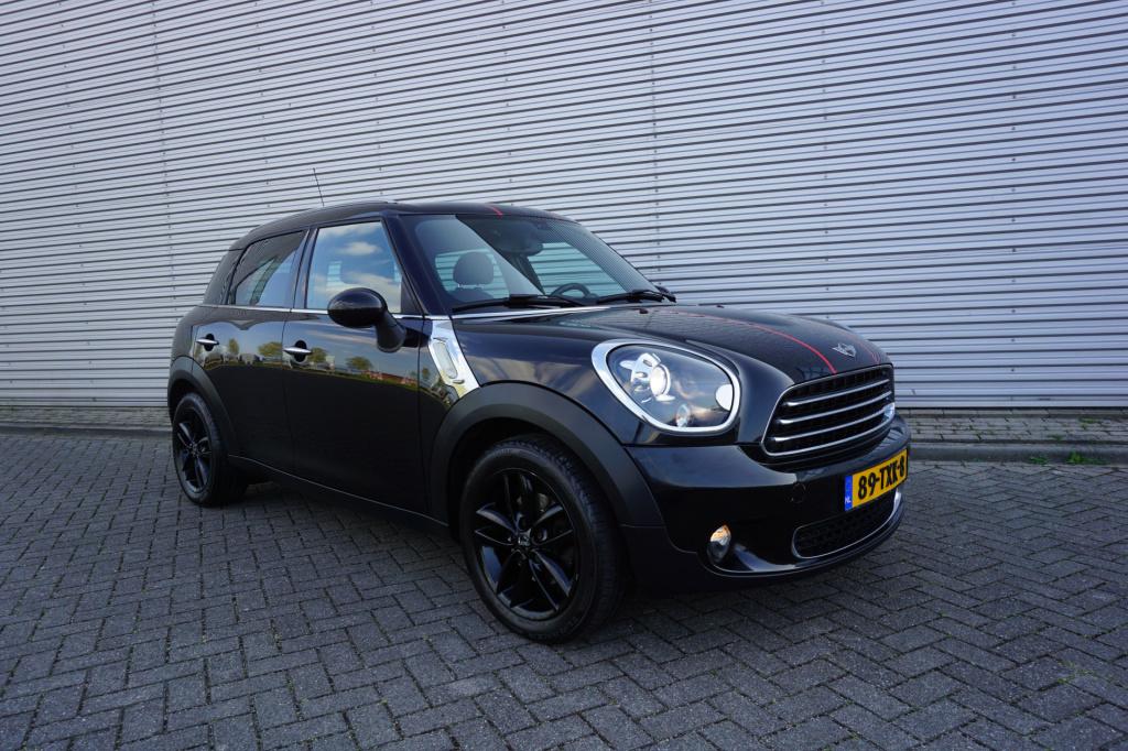 Mini Countryman mini 1.6 one business line airco / navi / cruise / parkeers