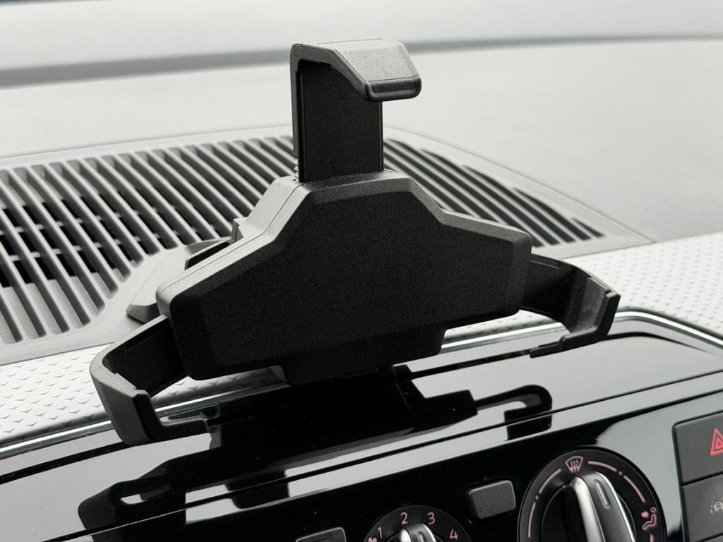 Volkswagen UP! 1.0 active 5-deurs | stoelverwarming | lichtmetalen velgen |