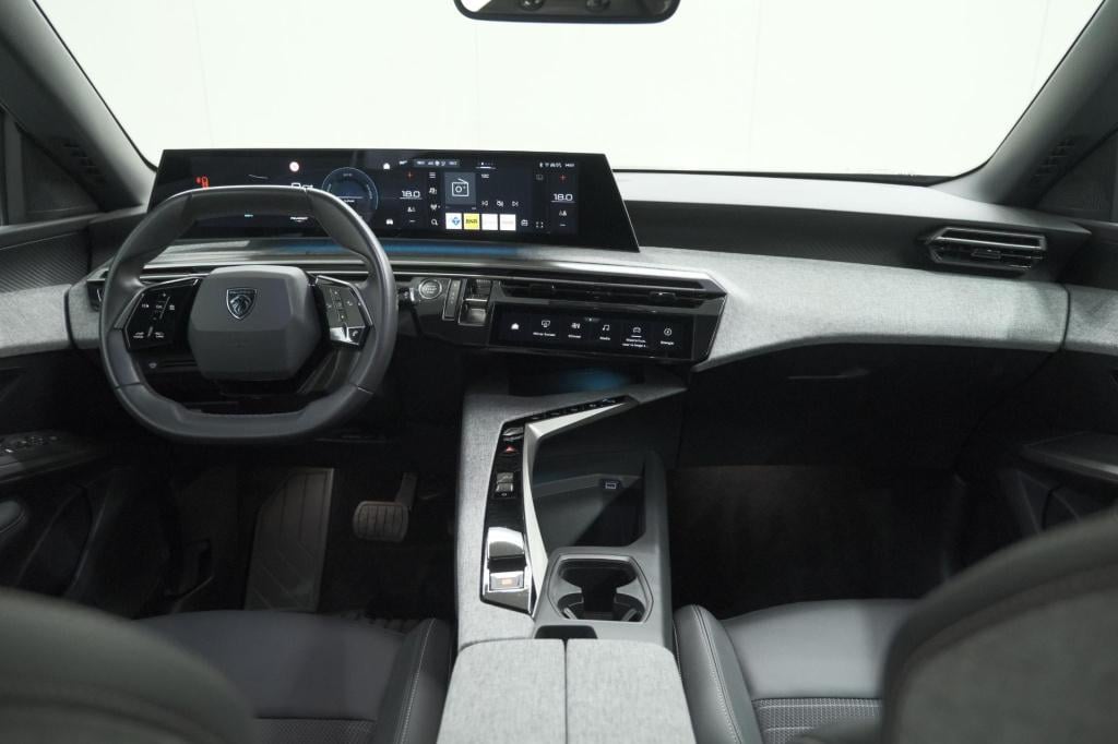Peugeot E-5008 allure avantage 73 kwh 7p | 360 camera | dodehoekdetectie | 