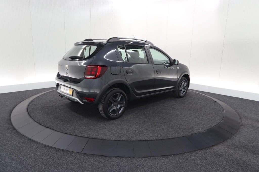 Dacia Sandero Stepway tce 90 sl | camera | navigatie | parkeersensoren | cr