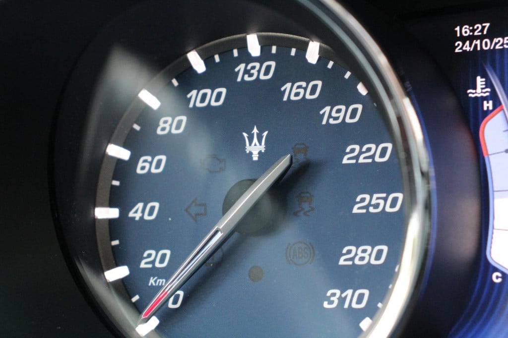 Maserati Quattroporte 3.0 s q4 411pk - leder - flippers - schuifkantel - na