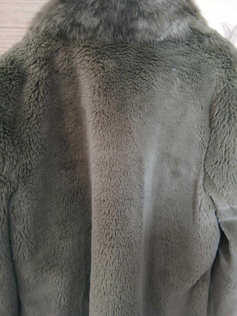 Dames jas drie kwart .Olijf kleur