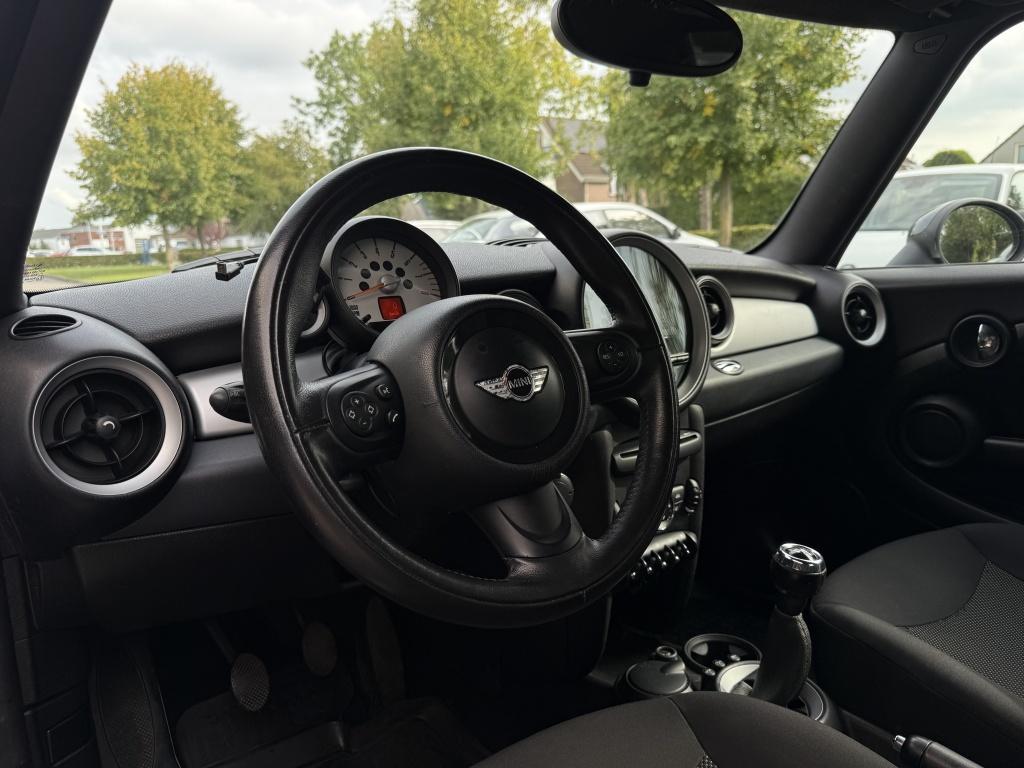 Mini 3-deurs 1.6 one - verzorgde mini -