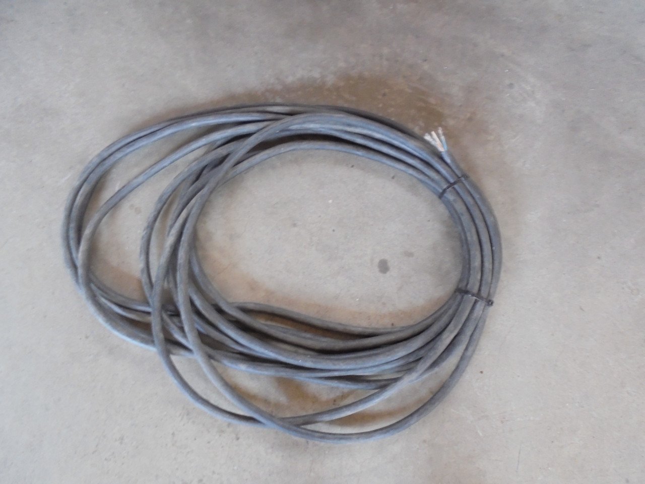 Kabel 5-ader 380 Volt / 64 Amp.