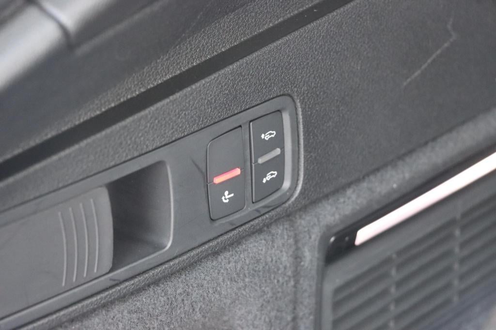 Audi Q5 sportback 55 tfsi e quattro s edition competition 367pk l led matri