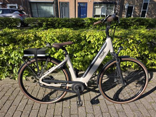 Schitterende Qwic Premium met Bafang M420 middenmotor en 540wh accu