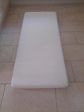 Peuter Matrasje 70 x 160 (in goede nette staat )