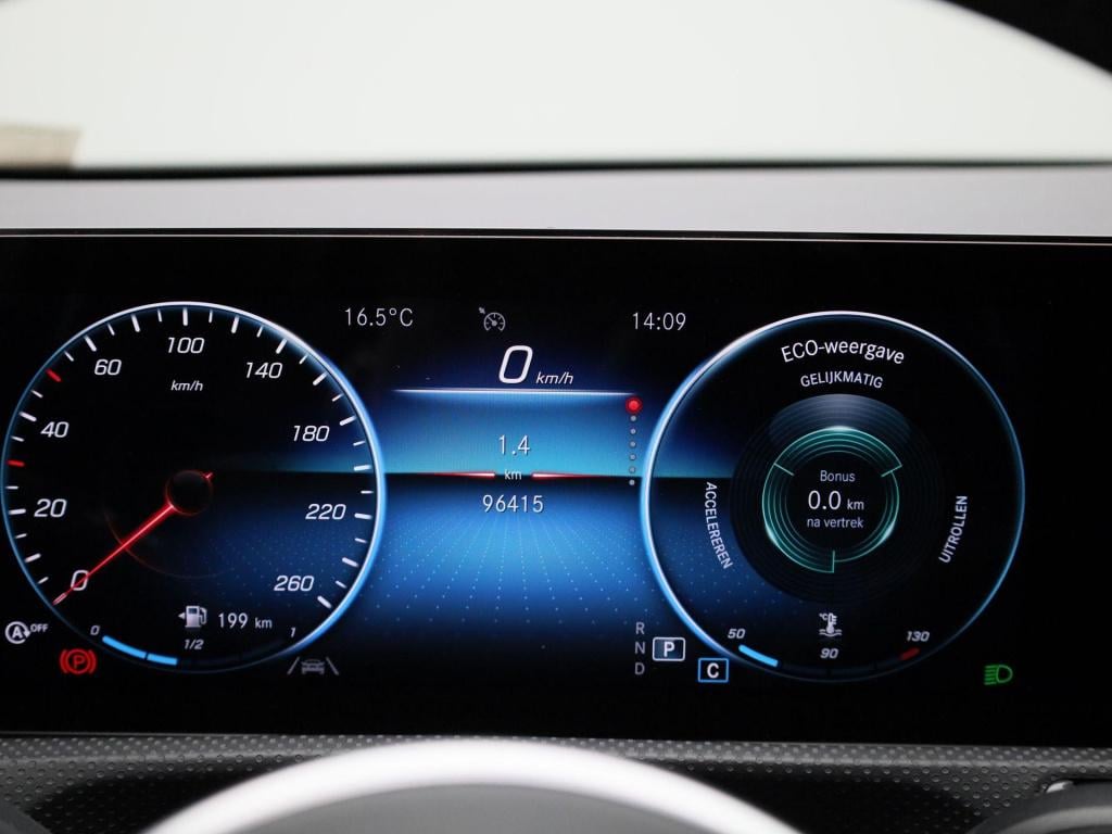 Mercedes-Benz A-Klasse 180 business solution luxury | automaat | apple carp
