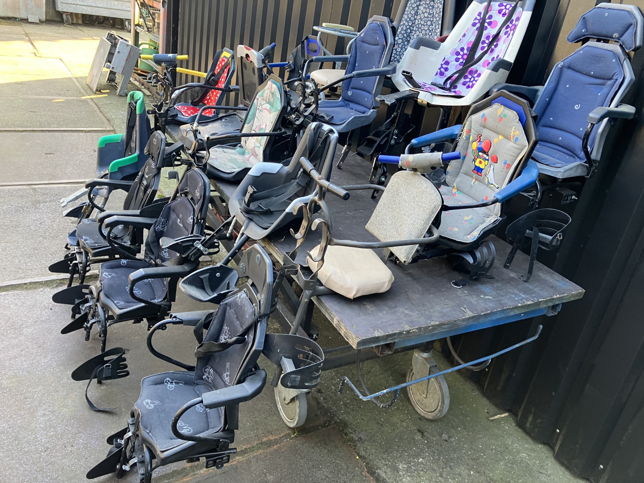 16 gebruikte kinderzitjes