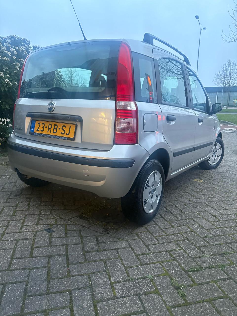 Fiat panda 1.2 benzine 2005 model