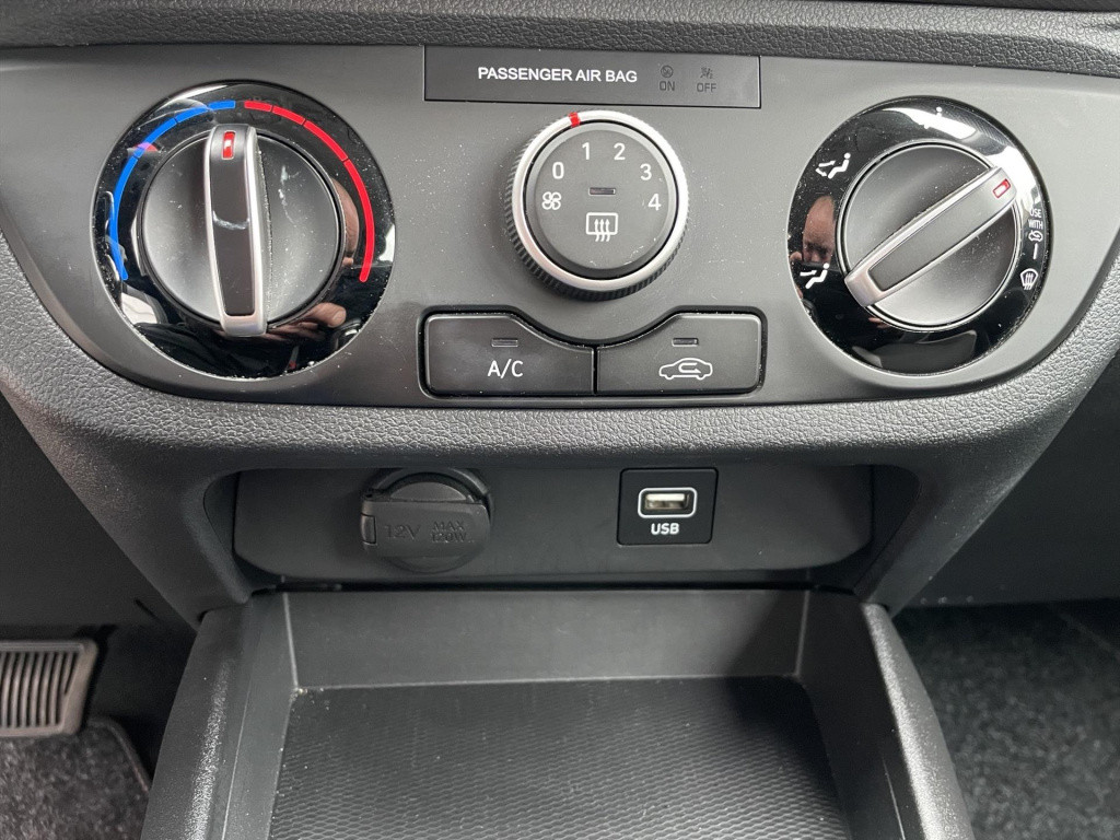 Hyundai I 10 1.0i 67pk aut