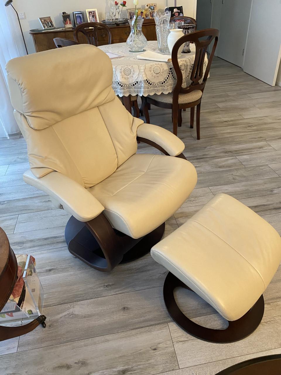 Relaxstoel met losse been ondersteuning