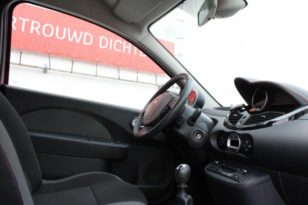 Renault Twingo van 1e eigenaar, lees tekst 1.2 16v dynamique