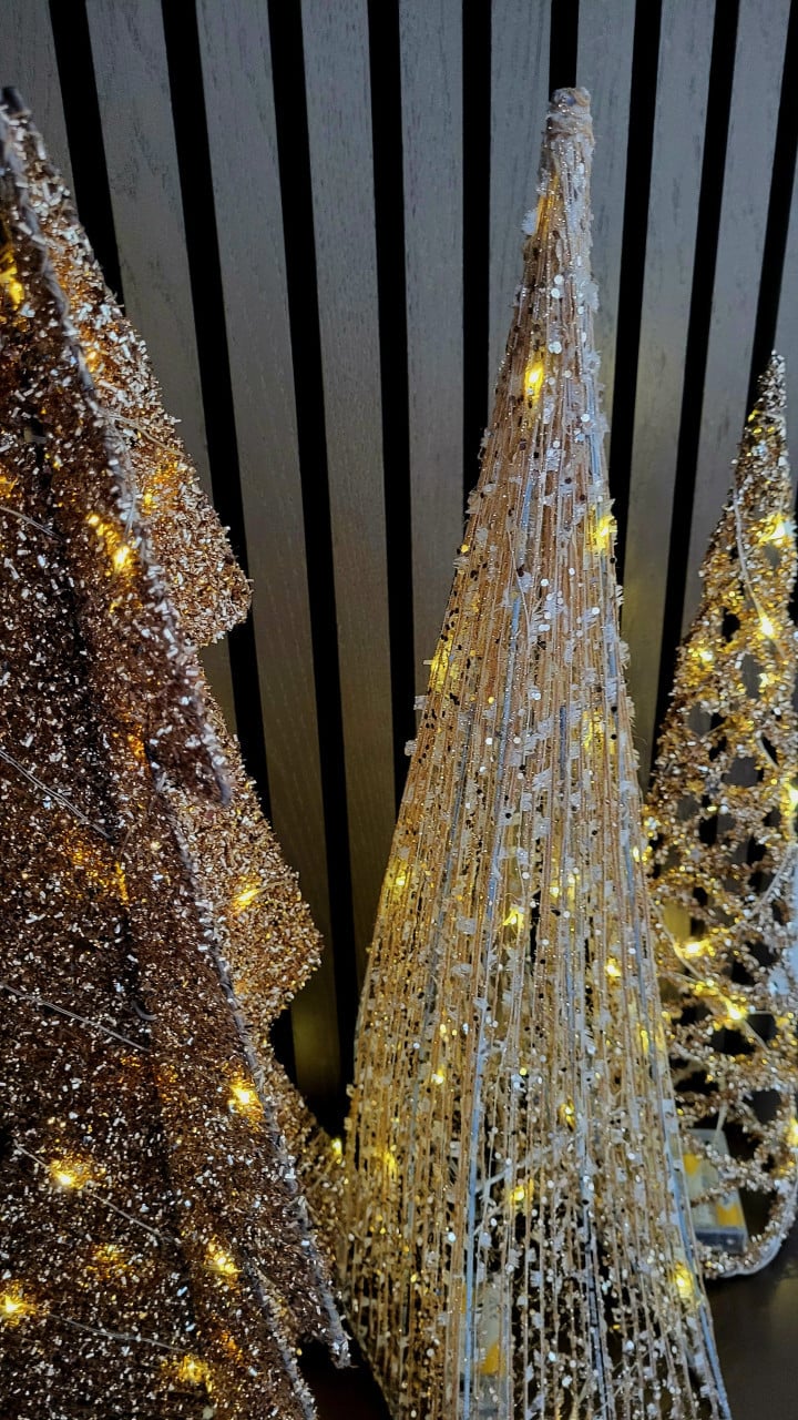 3 stuks Kerstpiramide met led-piramide
