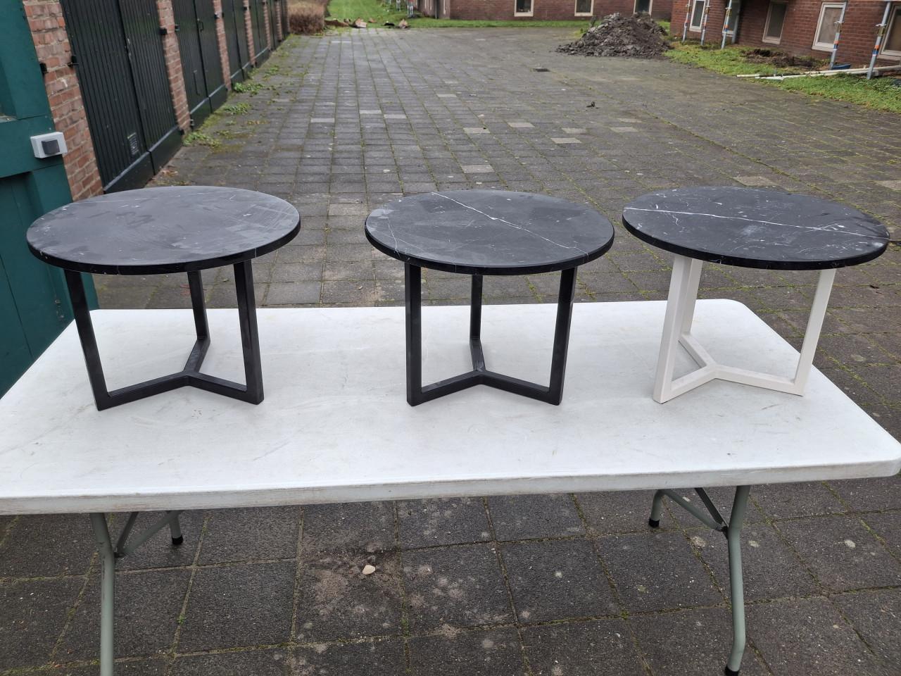 Te koop bijzet/salontafel