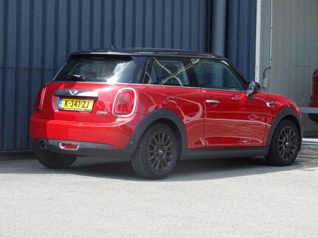 Mini Cooper mini 1.5 chili serious business | clima | bluetooth | cruise