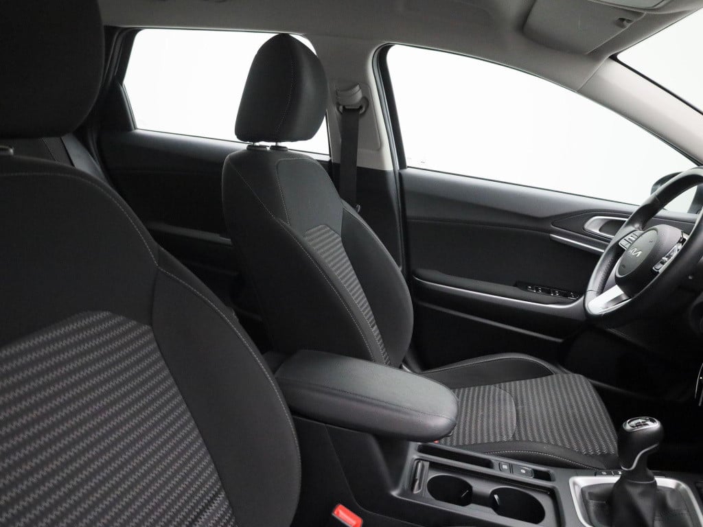 Kia Ceed Sportswagon 1.0 t-gdi dynamicline | lmv | navigatie | climate cont