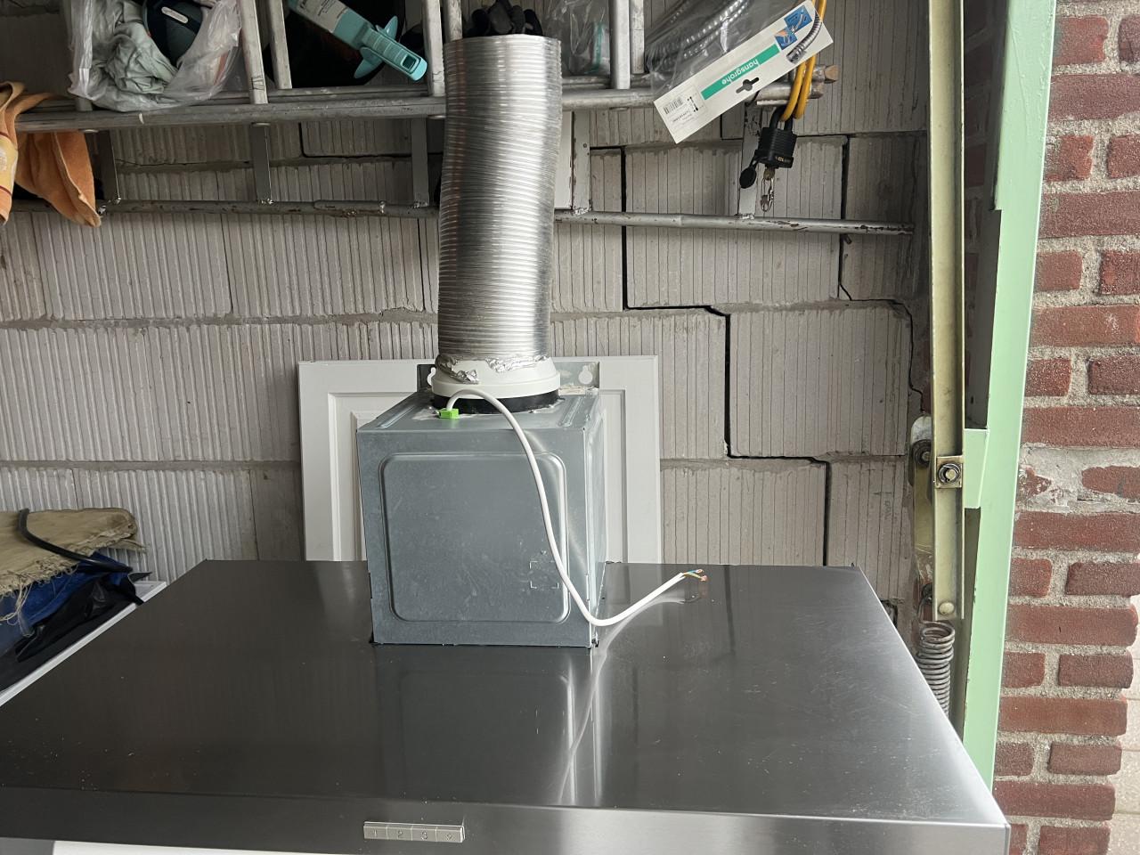 Bosch RVS Wandschouw Afzuigkap 90 cm (DWB96BC50) Als nieuw!