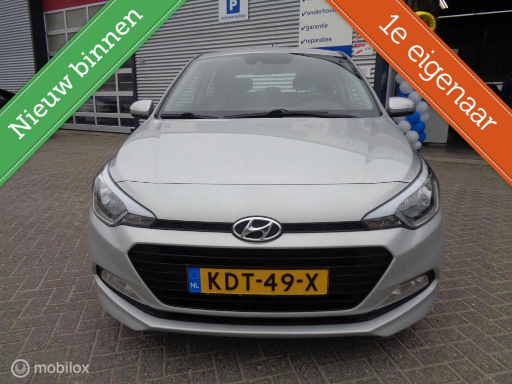 Hyundai I 20 1.0 t-gdi comfort/airco/camera/pdc/1st eig/lm velgen/slechts 8