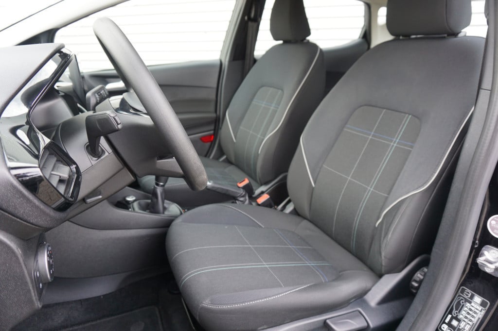 Ford Fiesta 1.1 trend / 1e eigenaar / airco / navi / lane ass. / cruise / p
