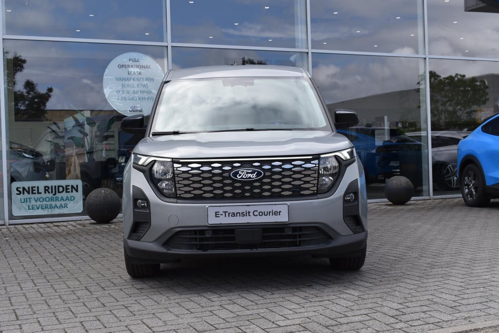 Ford E-transit cour. limited 44 kwh | uit voorraad leverbaar! | solar silve