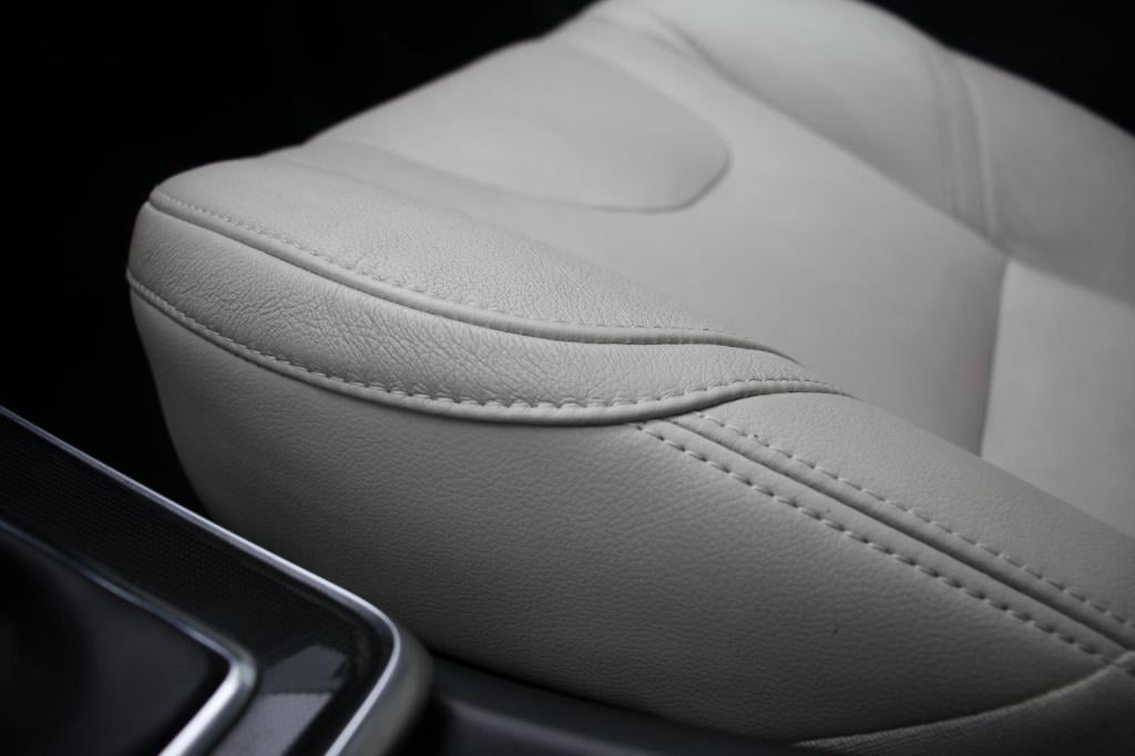 Volvo V40 1.5 t2 signature edition - leder - automaat - panoramadak - camer