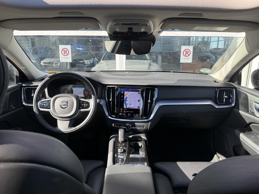 Volvo V60 t6 340pk recharge r-design| full options! trekhaak