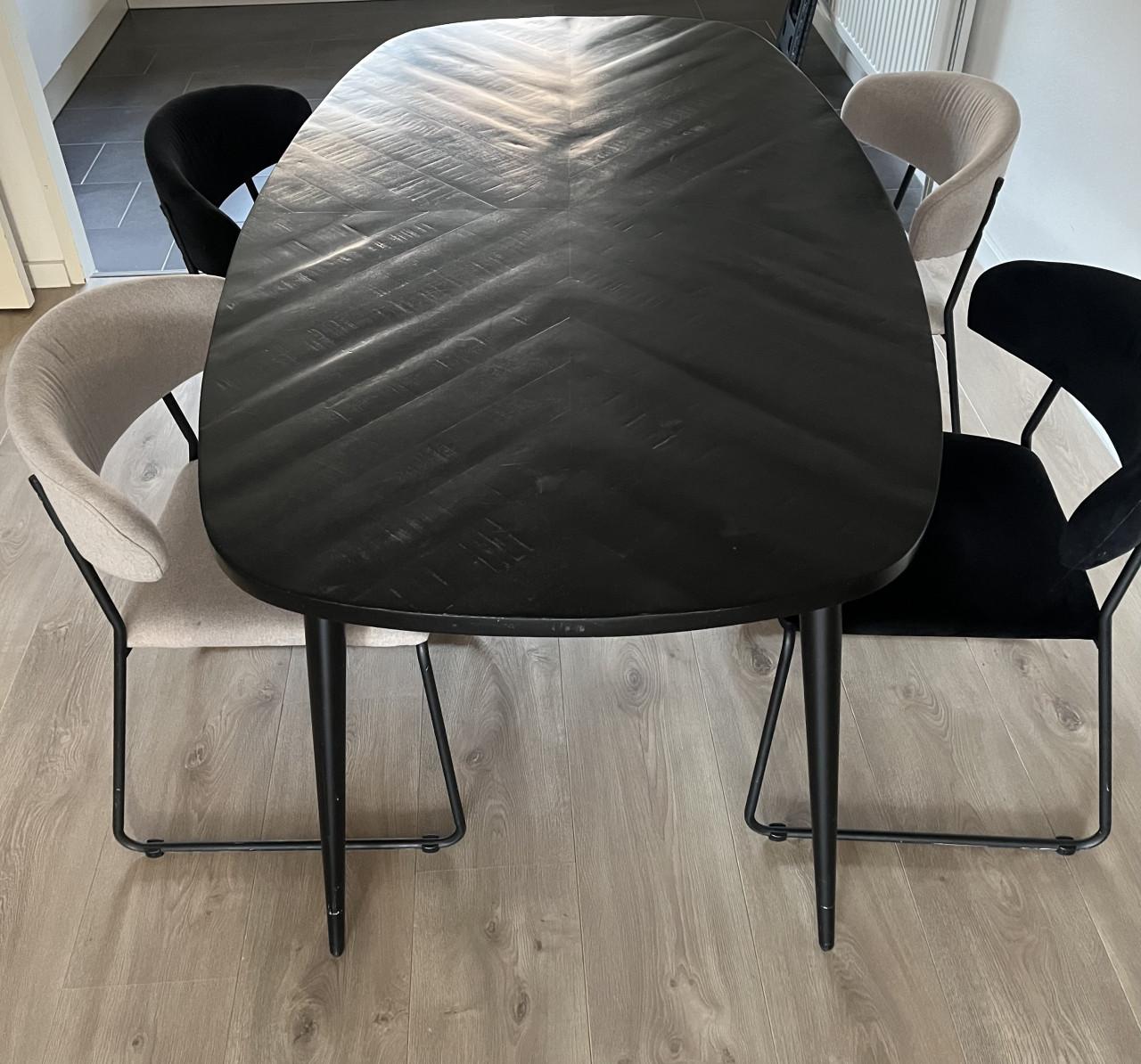 4 eetkamerstoelen
