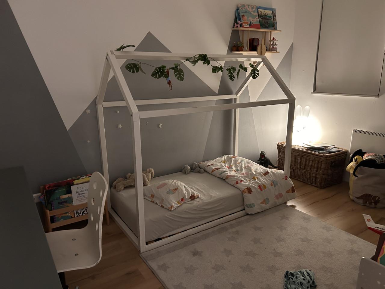 Bed 80x160