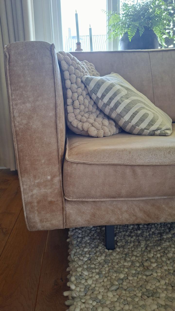 Comfortabele 2,5-zits bank in licht cognac leer
