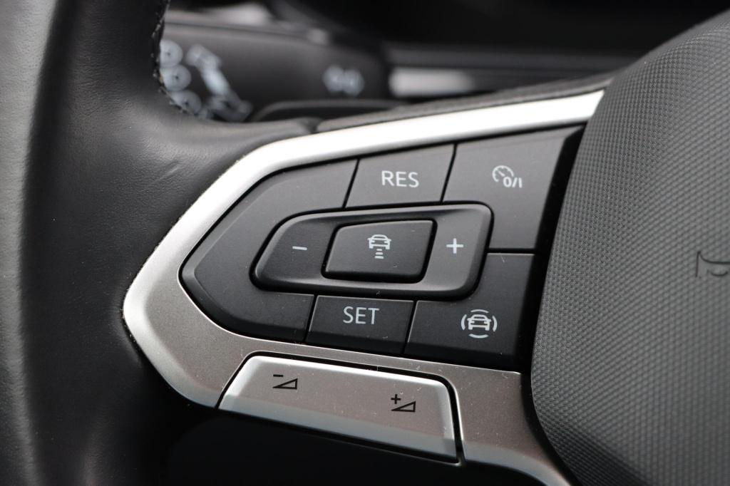 Volkswagen T-roc 1.5 tsi style 150pk dsg7