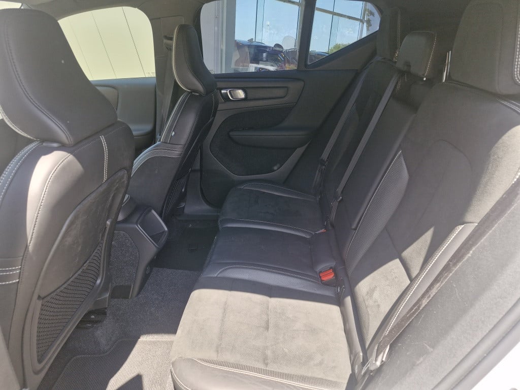 Volvo XC40 2.0 t4 r-design