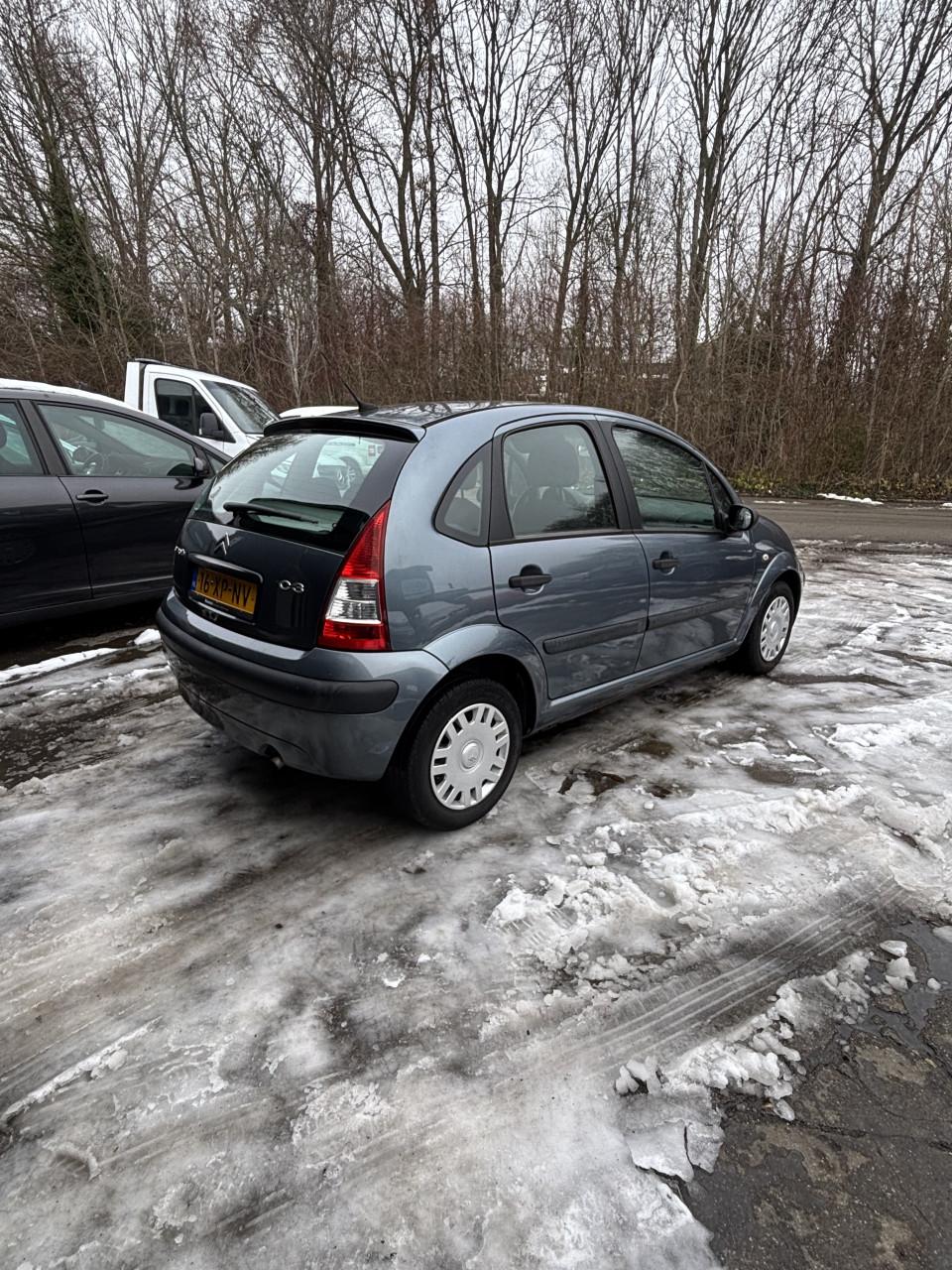 Citroen c3 met een jaar apk!