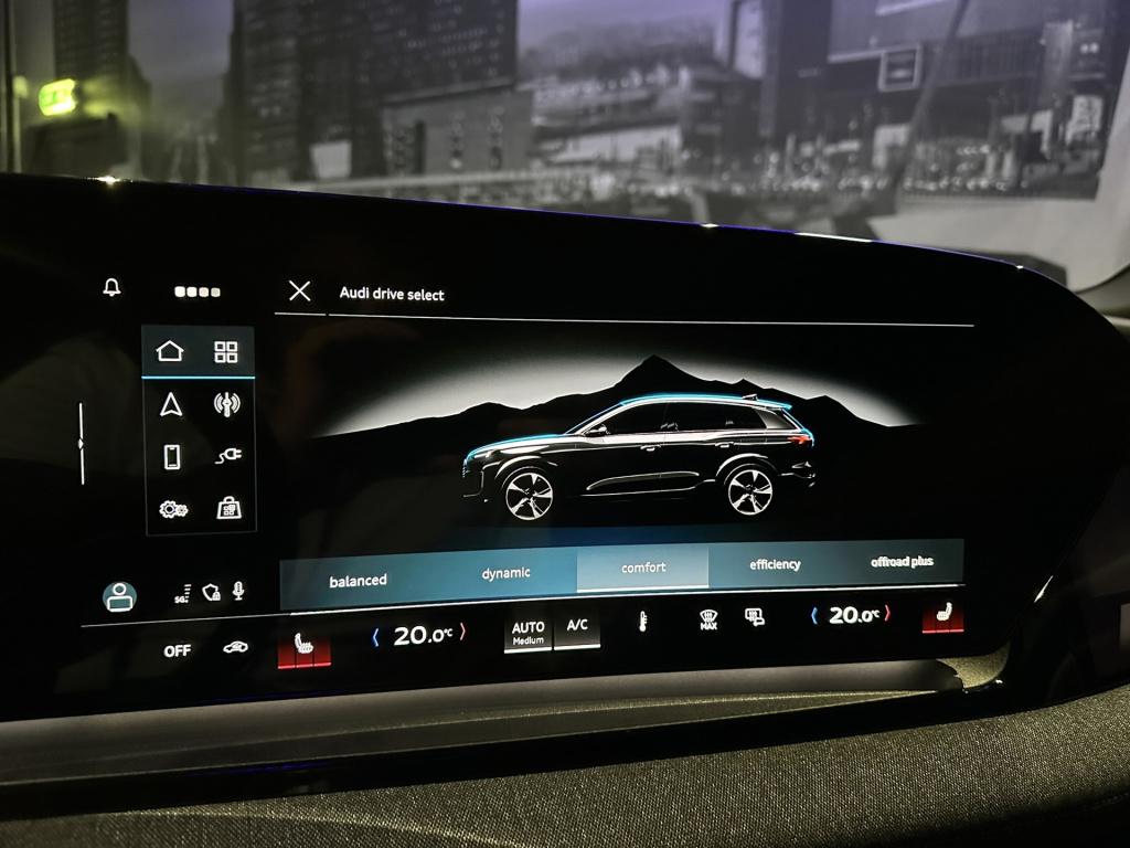 Audi Q6 E-tron edition quattro 100 kwh *soh 97%*trekhaak*360camera*