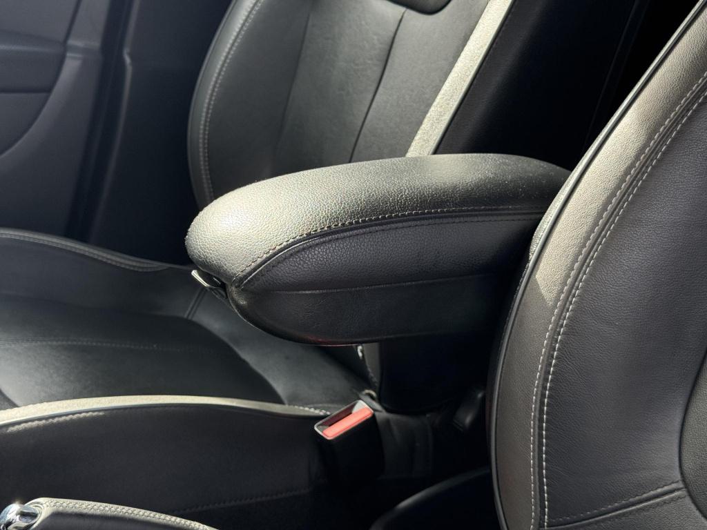 Renault Captur 0.9 tce xmod nl-auto incl. trekhaak!