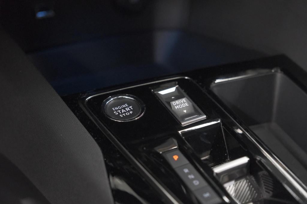 Peugeot 5008 puretech 130 eat8 active pack business | 7 zitplaatsen | camer