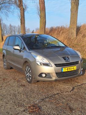 Peugeot 5008 1.6vti