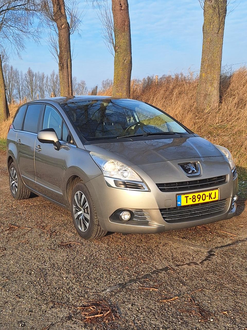 Peugeot 5008 1.6vti