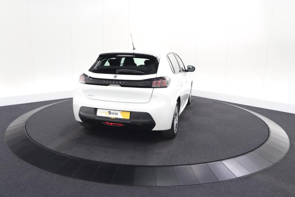 Peugeot 208 puretech 100 blue lease allure | navigatie | apple carplay | st