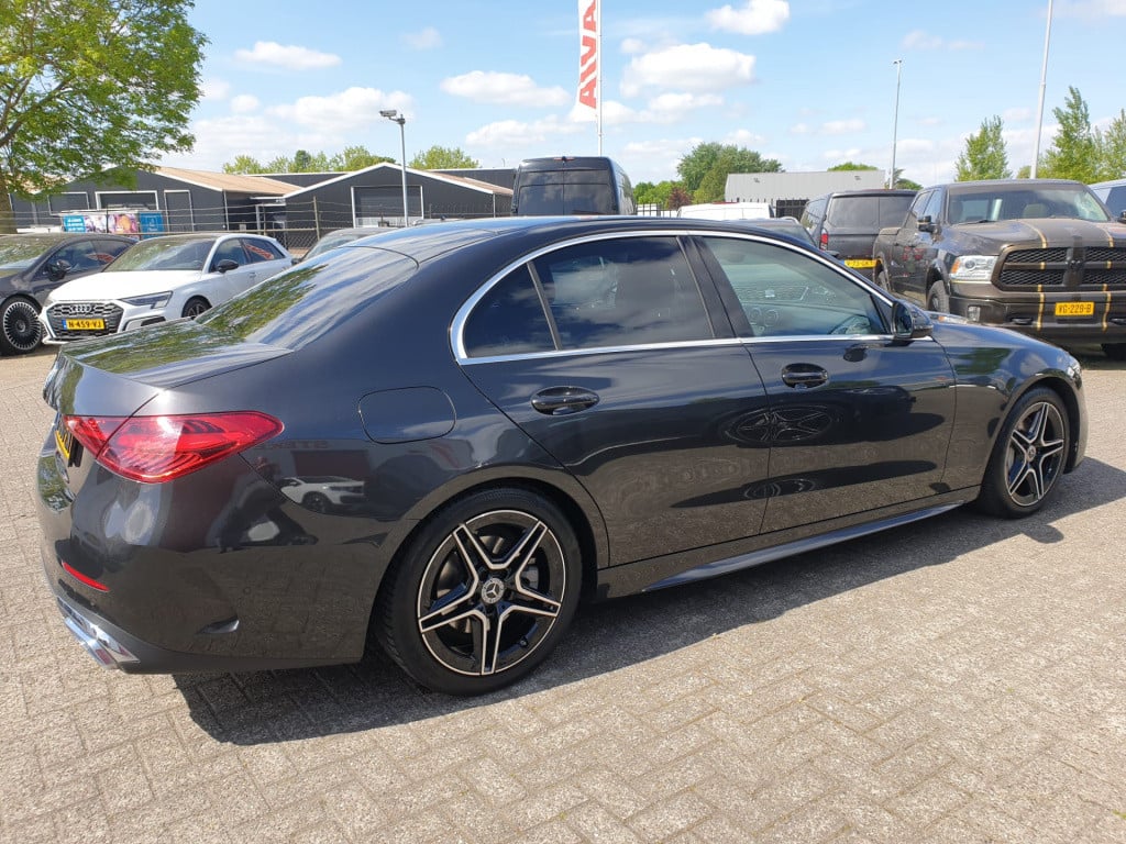 Mercedes-Benz C-Klasse 300 amg line 258pk mhev 9g-tronic