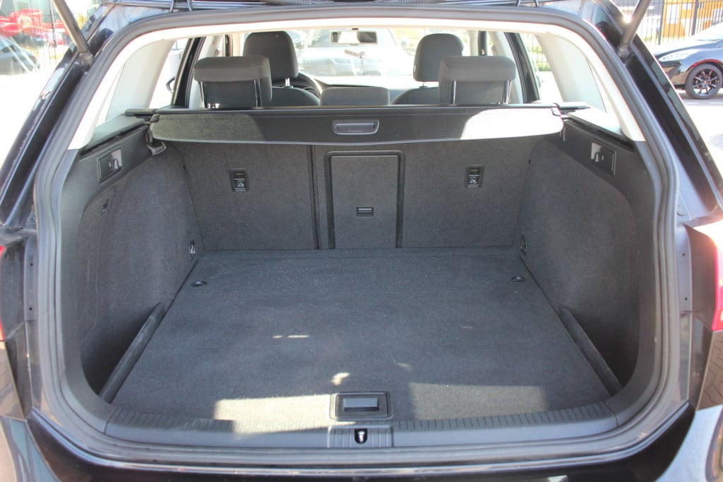 Volkswagen Golf variant 1.0 tsi business edition connected | dsg | achterui