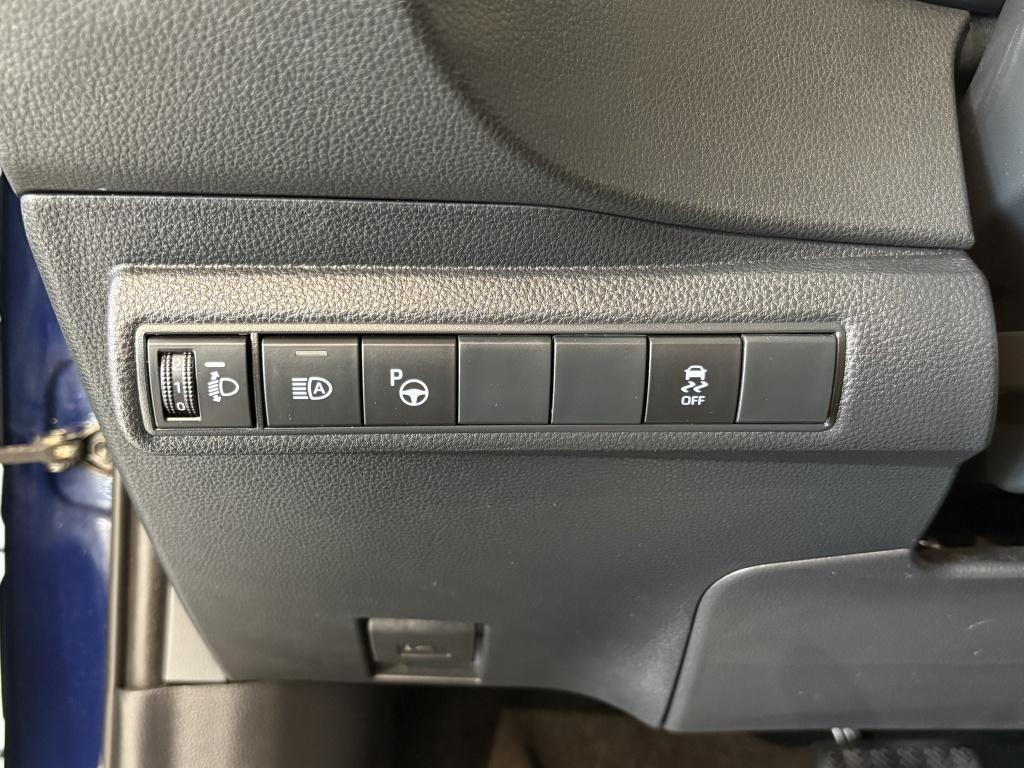 Toyota Corolla 1.8 hybrid executive