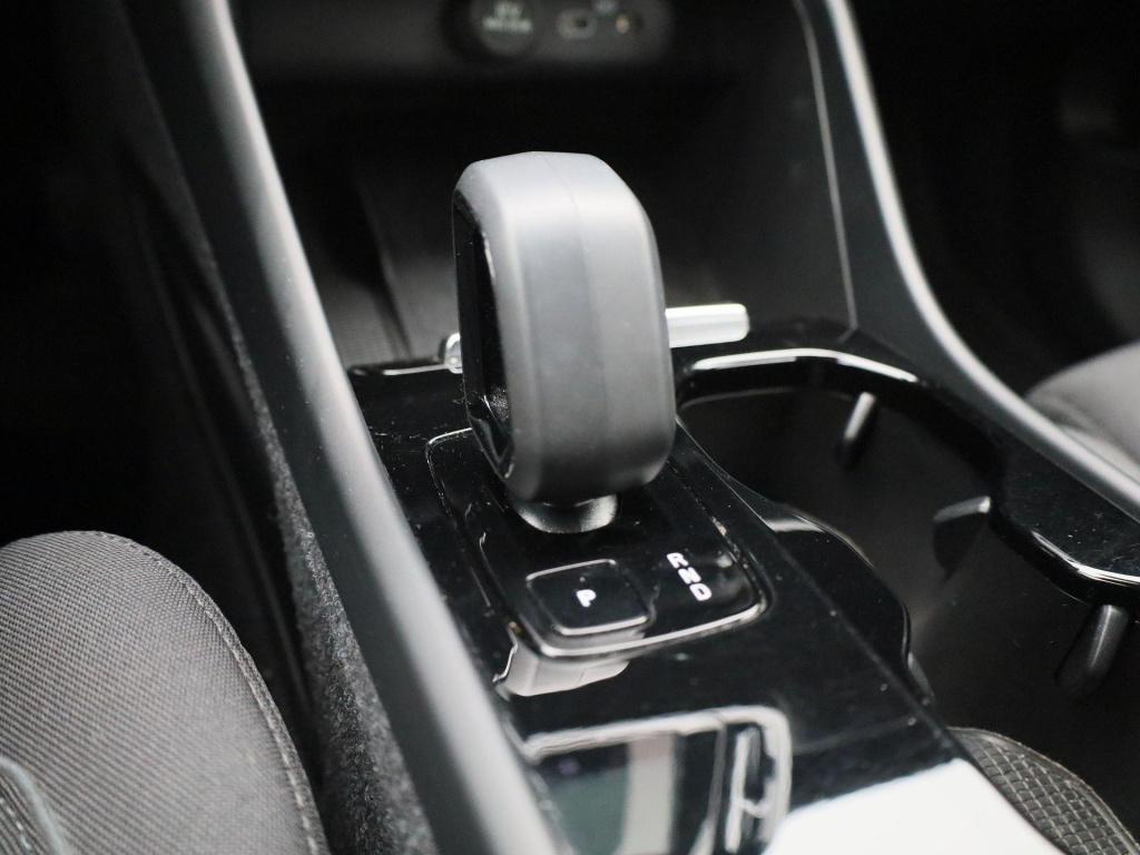 Volvo XC40 recharge core | automaat | apple carplay / android auto | virtua