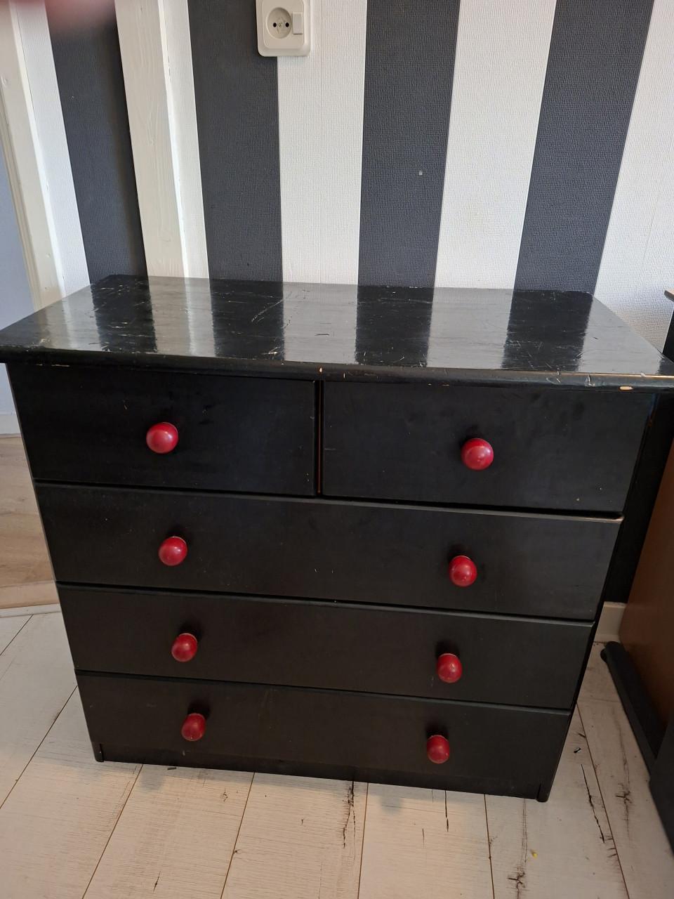 Ladenkastje - zwart/rood - 4 lades