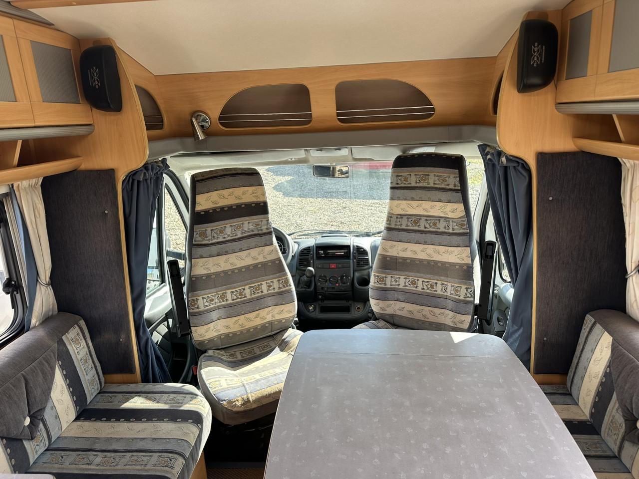 Rijklaar! Dethleffs Advantage T5801 | frans bed | Zaterdag camperdag!