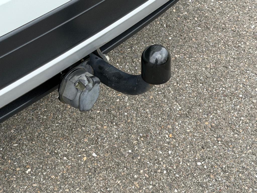 Volkswagen T-cross 1.0 tsi life | trekhaak | navi | adap. cruise | dode hoe