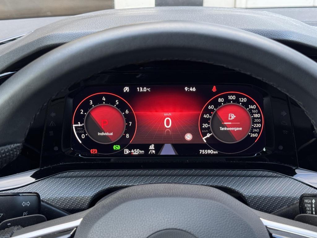 Volkswagen Golf 1.5 etsi r-line 150pk nl-auto + afneembare trekhaak!